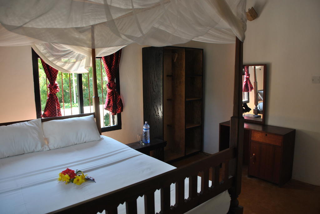 Bed and Breakfast Shella White House Ламу Экстерьер фото